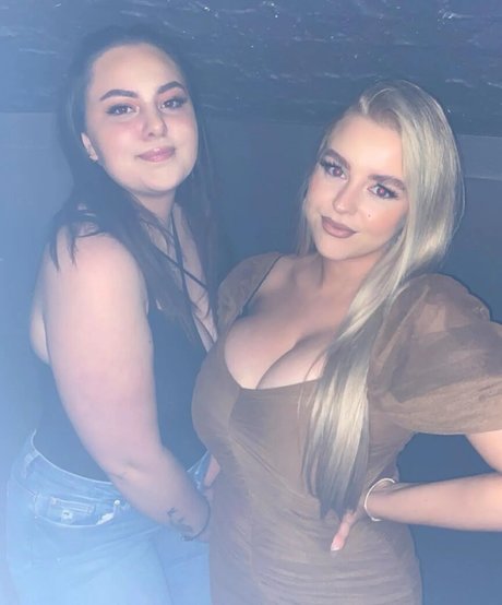 Amber Rose Brightman pretty model img