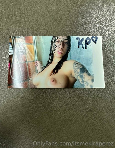 mirror selfie onlyfans free nude pictures