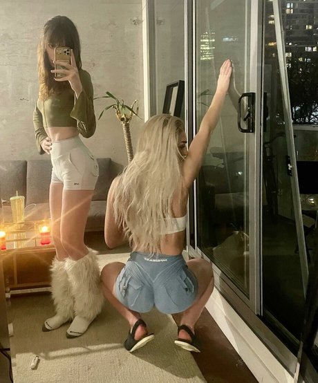 Aria Faye sexy pornstar image