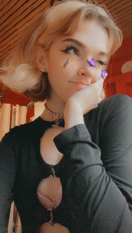 Shadsi model pornographic pictures