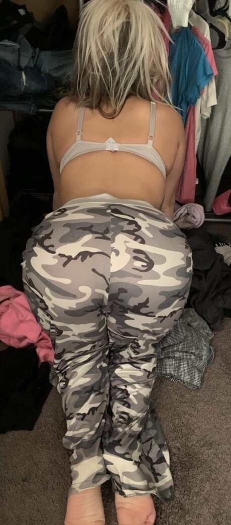 whit sin star exclusive photos