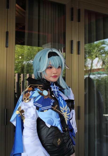 female muscle onlyfans nude image