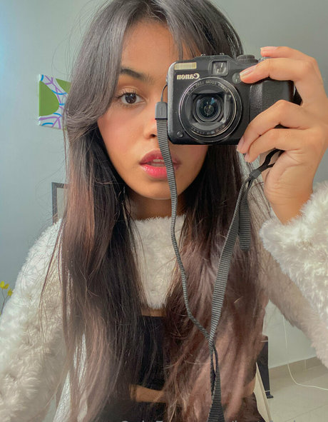 lust for luna naked pornstar photo