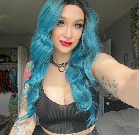 curly hair teen onlyfans exclusive archive