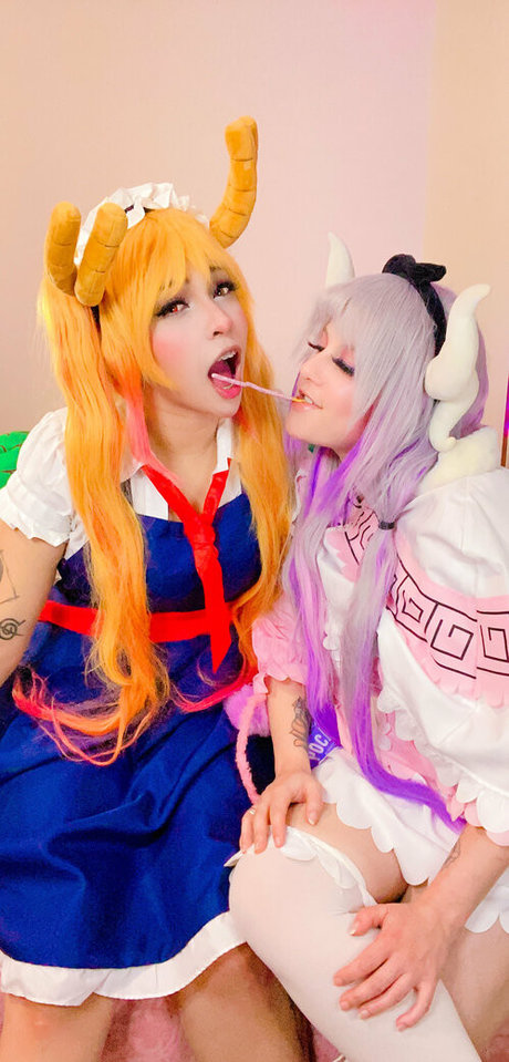 Momokoplay model free pic