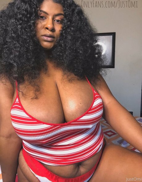 justomi model high quality picture