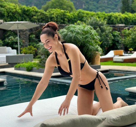 Ana Lucia Dominguez erotic actress photo