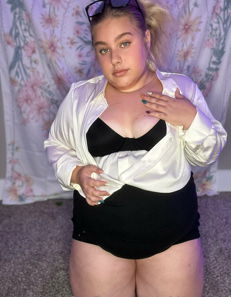 chubbyxcutiex porn model gallery