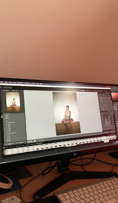 asmr nude onlyfans top image