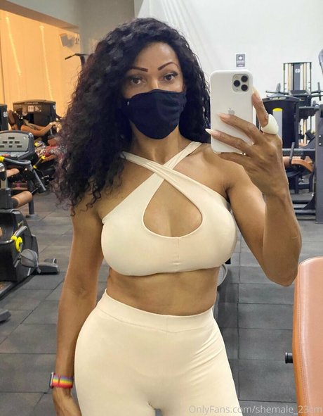 femboy onlyfans top image