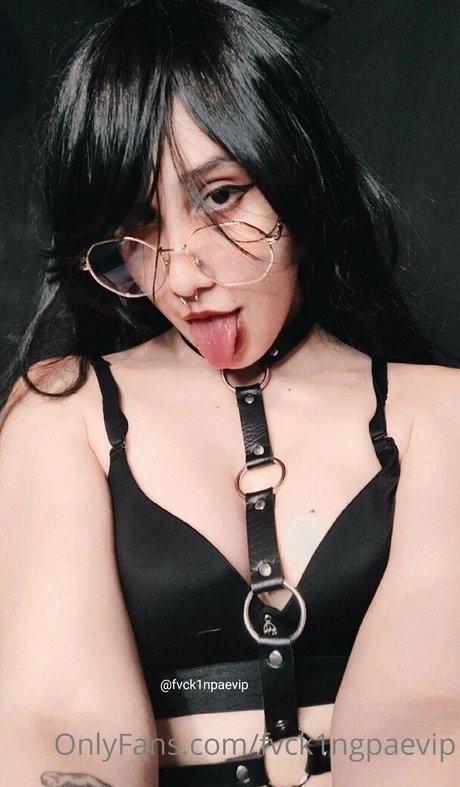 playfulgothdomme naked star img