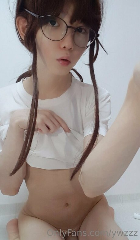 ywzzz model perfect galleries