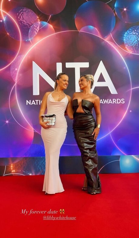 Saffron Barker xxx model img