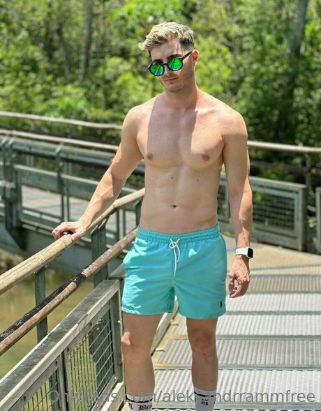 mom daughter onlyfans sexy pictures