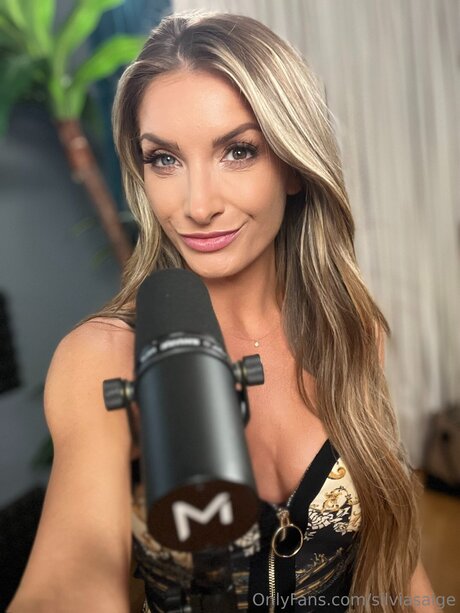 silviasaige hd star pictures