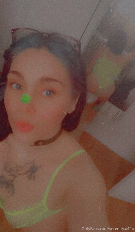 serenitysapphire808 model erotic photo