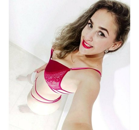 lesbian feet onlyfans naked galleries