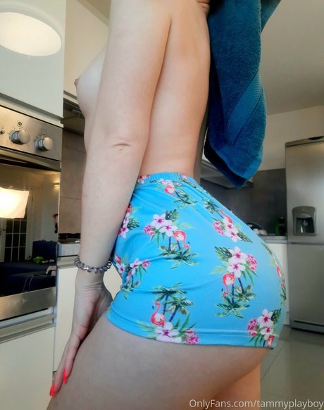 tammy buns model nudes pic