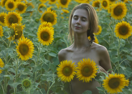 Chloe Leafs sex actress archive