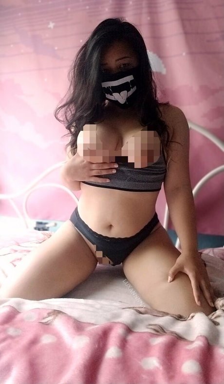 luxannnna star free galleries