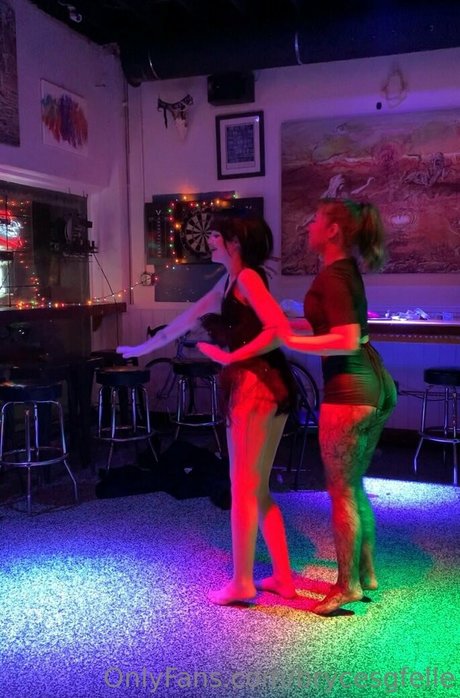 big tits threesome onlyfans hot naked gallery