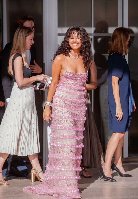 Lena Situations beautiful star image