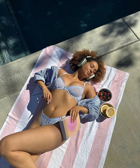 Lena Situations star free photo