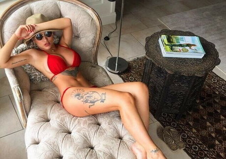 mature onlyfans top image