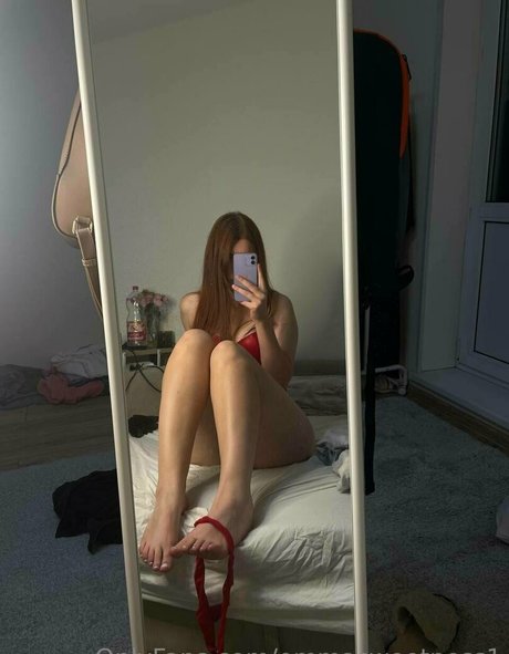emmasweetness1 hot model pictures