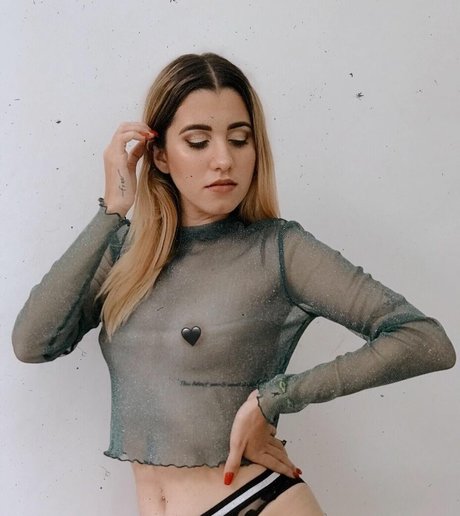 Haniset Rodriguez porn model picture
