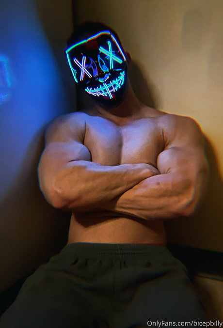 kingbillyyyyy naked model img