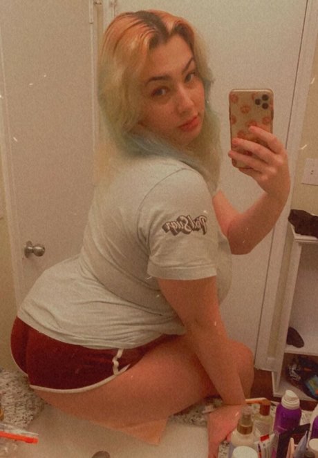 amateur milf onlyfans hot porn pic