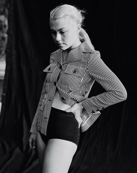 pool fuck onlyfans naked pic