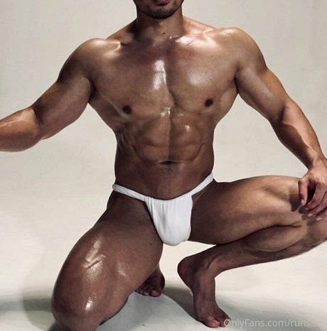 runssm nude model pictures