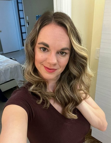 asian star onlyfans beautiful photo