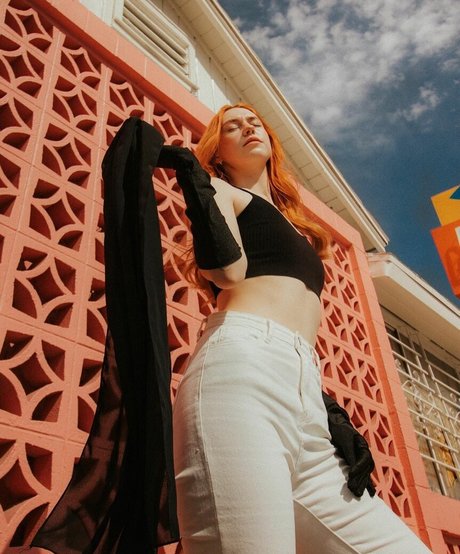 Ana Saia porn star pictures