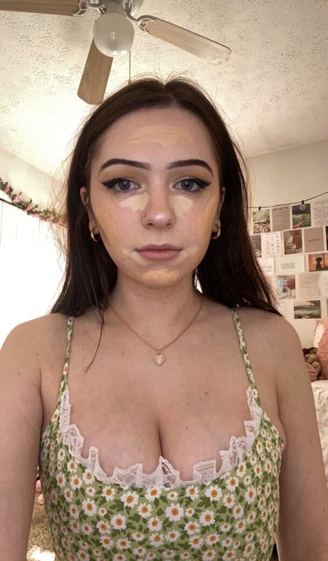 Jibbbbbbbby naked pornstar image