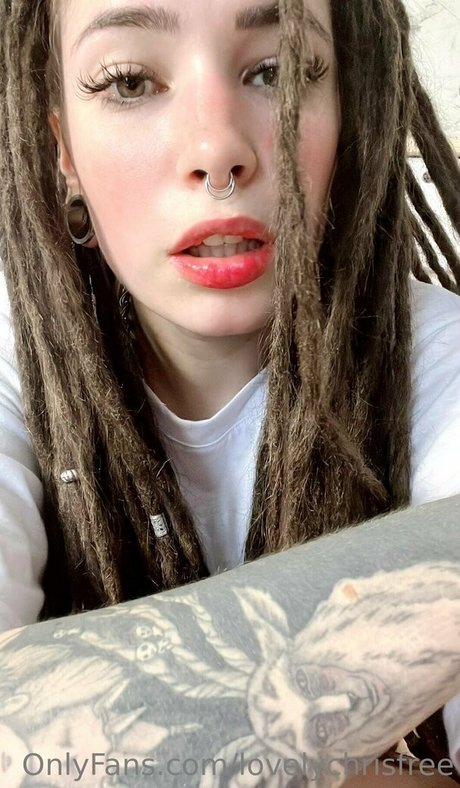 lovelychrisfree nude actress archive