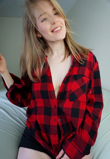 DatOtterGirl nudes actress photos