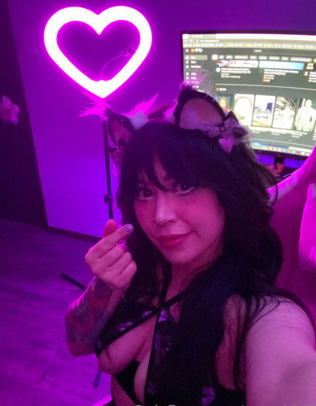 ropeddoll star sexy photo