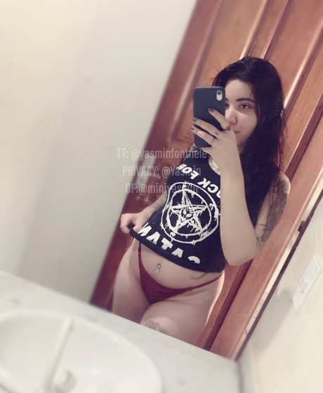 Yasmin Fontenele hot actress picture