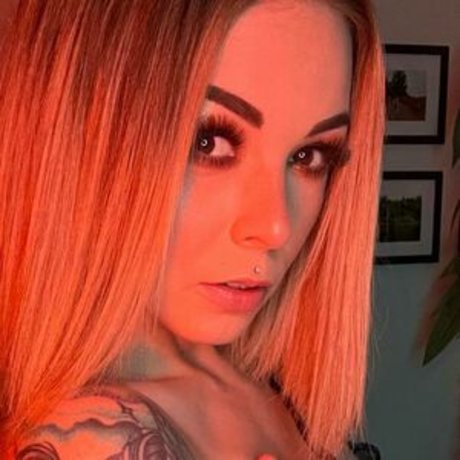 Kayla Rosalie model porn img