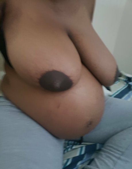 freakythickums pretty pornstar photo