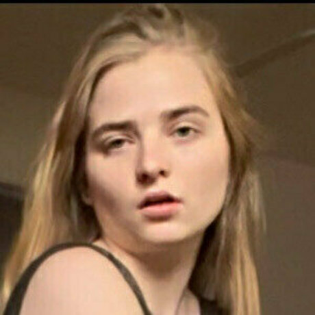 amateur shemale onlyfans art naked galleries