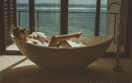 gloryhole wife onlyfans porn pictures