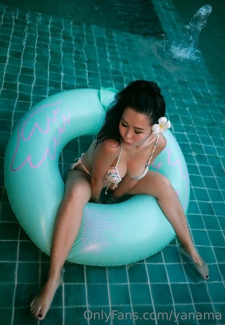 yanama model nude pictures