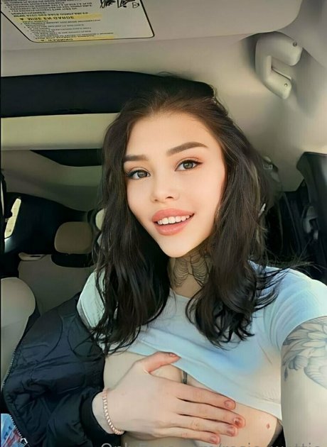 rosie wettie star nude galleries