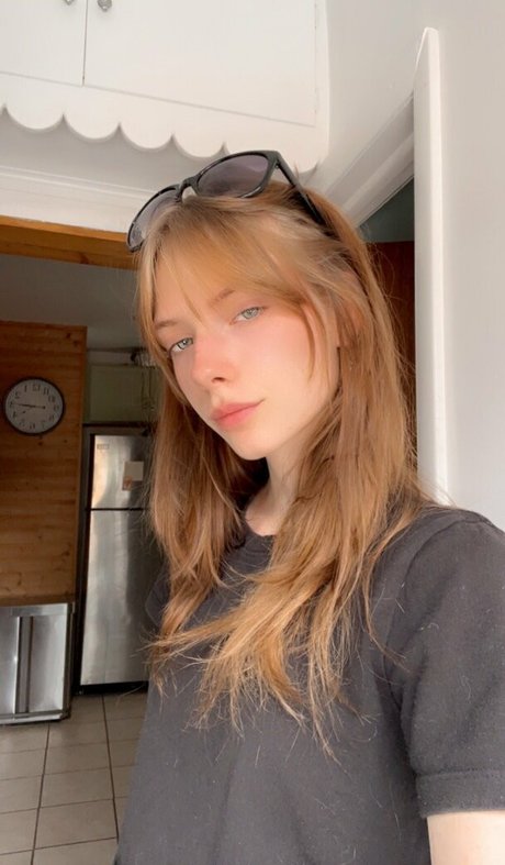 famous onlyfans naked galleries