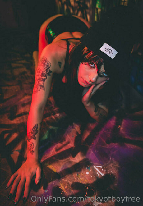 pregnant princess onlyfans sexy photo