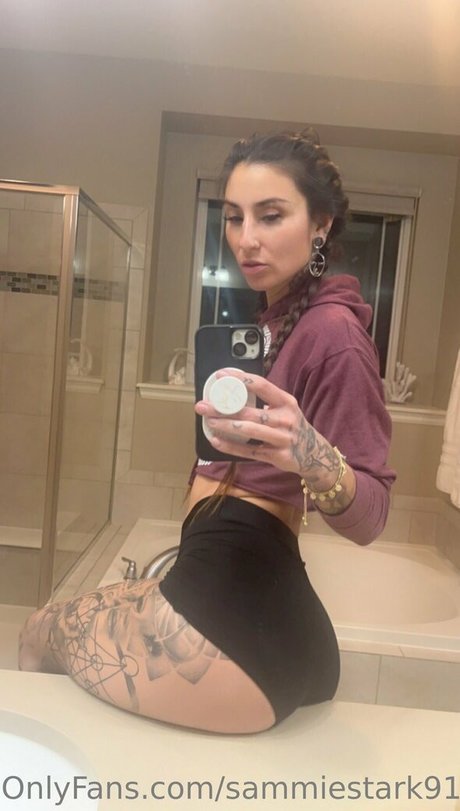 sammiestark91 naked model pics